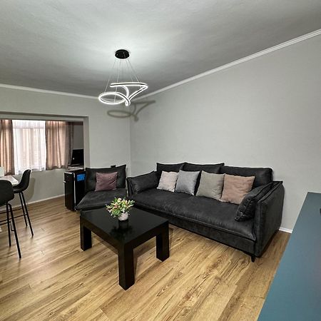 Home Select Tirana Zewnętrze zdjęcie